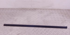 Молдинг двери передней правой BMW 5-series (E39) 51 13 8 184 478