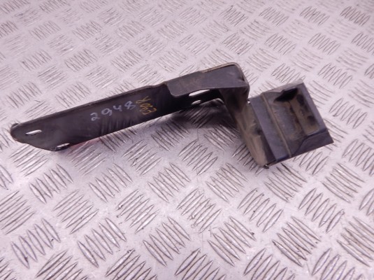 Передняя панель крепления облицовки (телевизор) BMW 3-series (E90/91/92) 51 64 7 117 812 Передняя панель крепления облицовки (телевизор) BMW 3-series (E90/91/92) 51 64 7 117 812