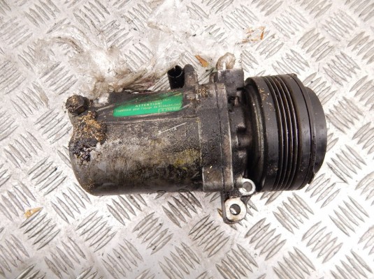 Компрессор кондиционера BMW 3-series (E46) 64 52 8 386 650
