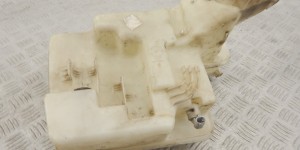 Бачок омывателя BMW 5-series (E60/61) 61 66 7 055 349 Бачок омывателя BMW 5-series (E60/61) 61 66 7 055 349