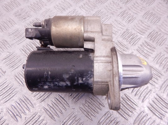 Стартер BMW X3-series (E83) 12 41 7 521 123 Стартер BMW X3-series (E83) 12 41 7 521 123