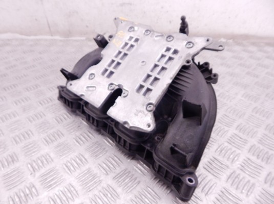 Коллектор впускной BMW 5-series (F10/11) 11 61 7 588 126