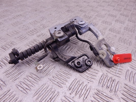 Петля крышки багажника BMW 3-series (E46) 51 24 8 254 015