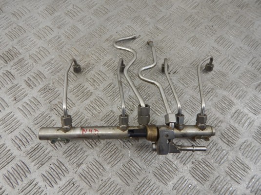 Топливная рампа BMW 3-series (E90/91/92) 13 53 7 562 474 Топливная рампа BMW 3-series (E90/91/92) 13 53 7 562 474