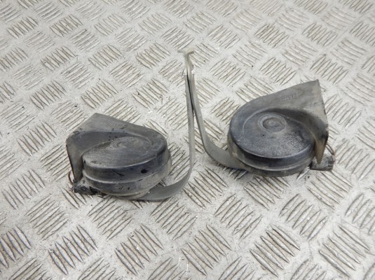 Сигнал (клаксон) BMW 7-series (E65/66) 61 33 6 968 442 Сигнал (клаксон) BMW 7-series (E65/66) 61 33 6 968 442