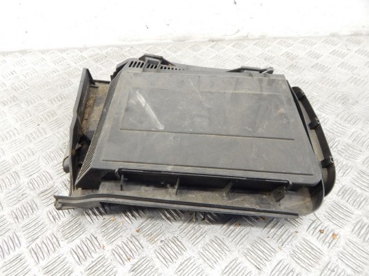 Корпус салонного фильтра BMW 5-series (E39) 64 31 8 379 624