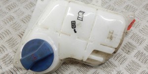 Бачок расширительный VOLKSWAGEN PASSAT 5+ (2000-2005) Бачок расширительный VOLKSWAGEN PASSAT 5+ (2000-2005)