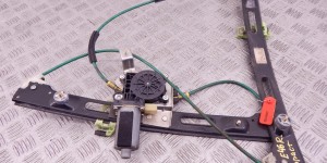 Стеклоподъемник электрический передний правый BMW 3-series (E46) 51 33 8 251 352 Стеклоподъемник электрический передний правый BMW 3-series (E46) 51 33 8 251 352