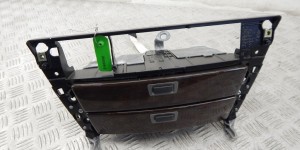 Бардачок BMW 7-series (E65/66) 51 45  7 032 886