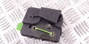 Замок стекла двери багажника BMW 3-series (E90/91/92) 8218849