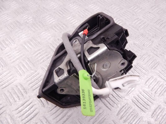 Замок двери задней левой BMW X3-series (E83) 51 22 7 167 069
