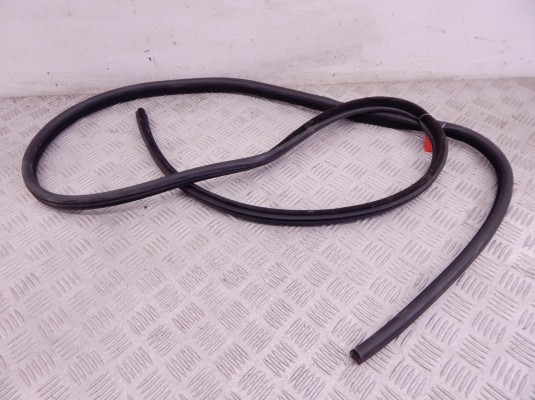 Уплотнитель BMW 3-series (E46) 51 72 8 194 681