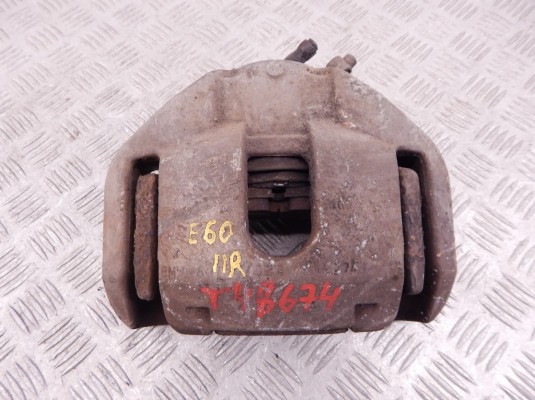 Суппорт передний правый BMW 5-series (E60/61) 34 11 6 753 660