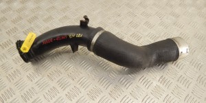 Патрубок интеркулера BMW 1-series (F20/21) 13 71 7 597 587