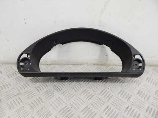 Накладка декоративная на торпедо BMW 3-series (E36) 51 45 8 146 264 Накладка декоративная на торпедо BMW 3-series (E36) 51 45 8 146 264