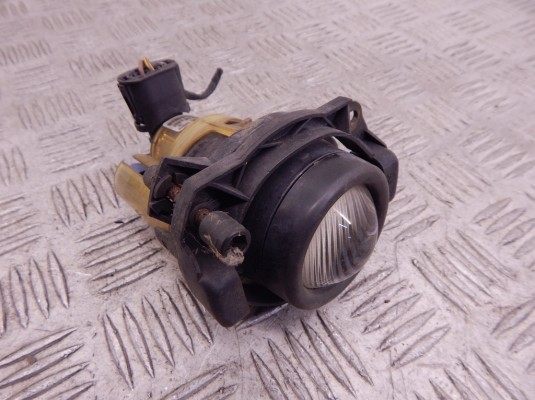 Фара противотуманная левая BMW X3-series (E83) 63 17 3 416 773
