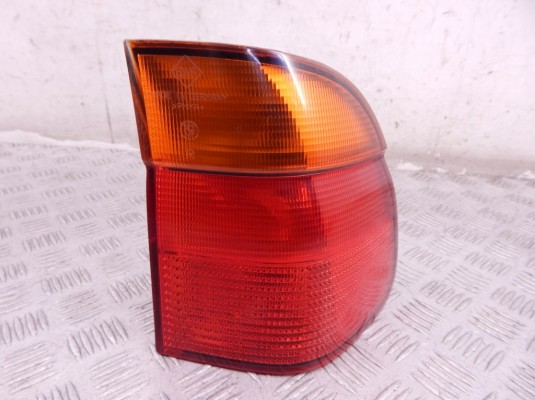 Фонарь задний правый BMW 5-series (E39) 63 21 8 371 330 Фонарь задний правый BMW 5-series (E39) 63 21 8 371 330