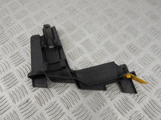 Крепление фары левой BMW 3-series (E46) 63 12 8 380 187