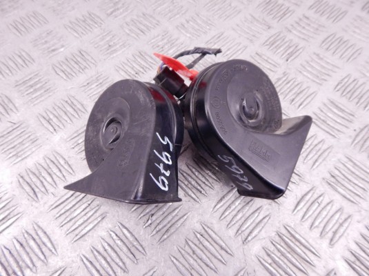 Сигнал (клаксон) BMW 3-series (E90/91/92) 61 33 7 159 420 Сигнал (клаксон) BMW 3-series (E90/91/92) 61 33 7 159 420