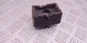 Опора под домкрат (поддомкратная подушка) BMW 7-series (E65/66) 51 71 7 039 760