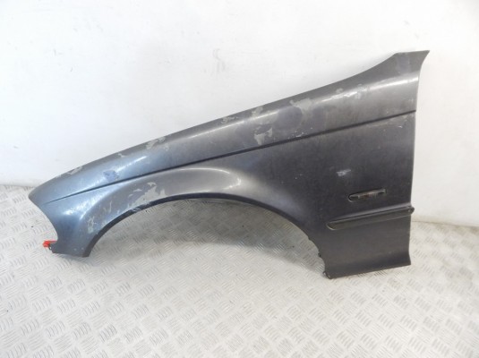Крыло переднее левое BMW 3-series (E46) 41 35 8 240 405