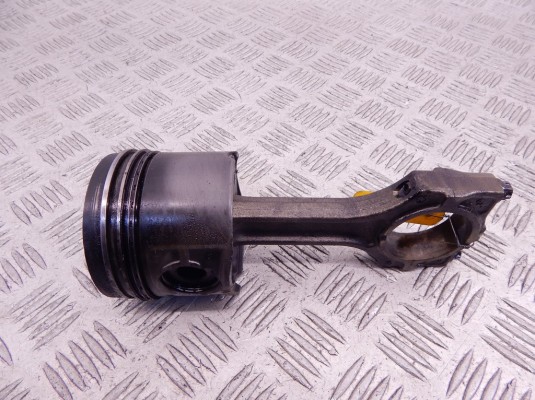Поршень BMW X5-series (E53) 11 25 7 786 453