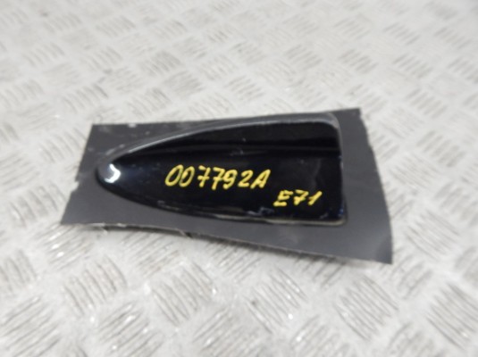 Антенна BMW X6-series (E71) Антенна BMW X6-series (E71)