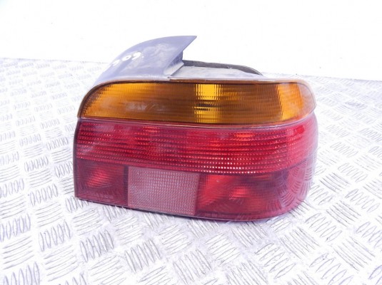 Фонарь задний правый BMW 5-series (E39) 63 21 8 363 558