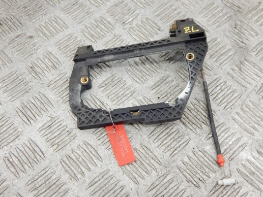 Скелет ручки наружной задней левой BMW 5-series (E39) 51 22 8 236 645 Скелет ручки наружной задней левой BMW 5-series (E39) 51 22 8 236 645