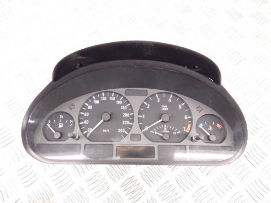 Щиток приборов (приборная панель) BMW 3-series (E46) 62 11 6 932 894