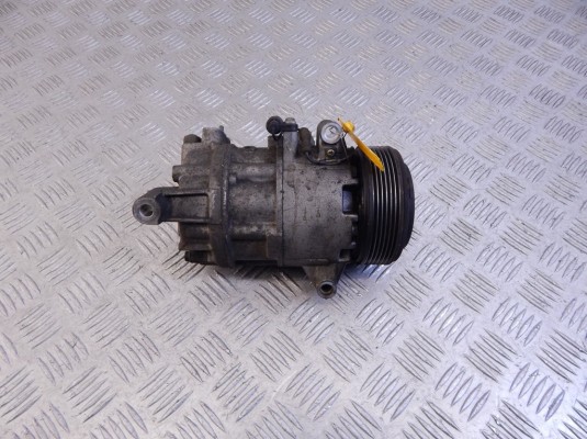 Компрессор кондиционера BMW 3-series (E46) 64 52 6 908 660