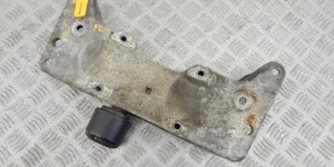 Кронштейн КПП BMW 7-series (F01/02) 22 32 6 789 483 Кронштейн КПП BMW 7-series (F01/02) 22 32 6 789 483