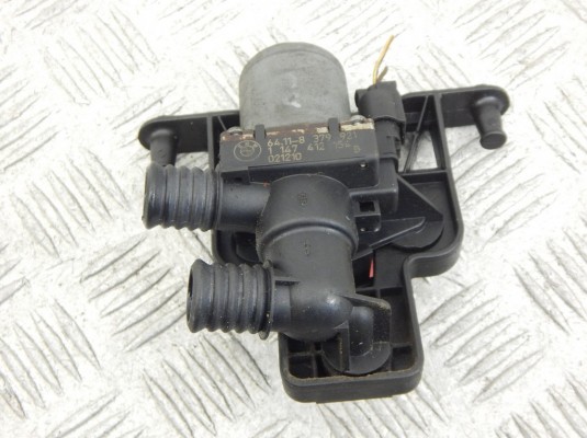 Кран отопителя (печки) BMW 5-series (E39) 64 11 8 379 921