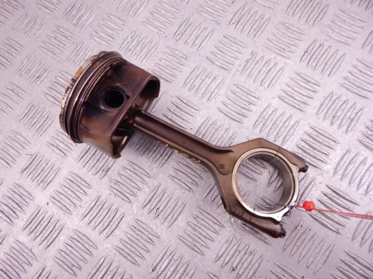 Поршень BMW X3-series (F25) 11 25 7 558 528