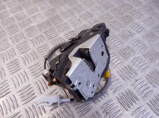 Замок двери задней правой BMW 3-series (E46) 51 22 7 011 246