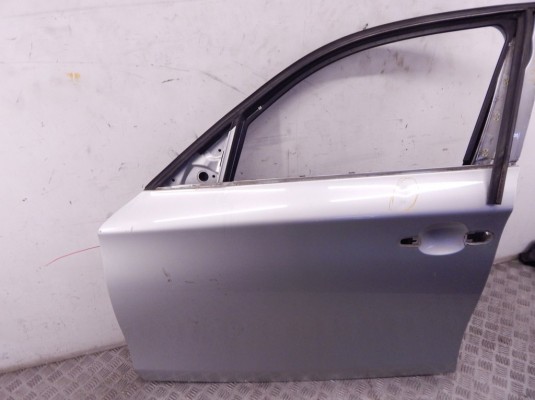 Дверь передняя левая BMW 1-series (E87) 41 51 7 191 011 Дверь передняя левая BMW 1-series (E87) 41 51 7 191 011