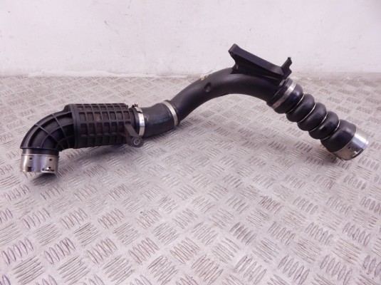 Патрубок интеркулера BMW 2-series (F45/46) 11 61 8 576 282