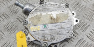 Насос вакуумный BMW 3-series (E46) 11 66 7 502 656 Насос вакуумный BMW 3-series (E46) 11 66 7 502 656