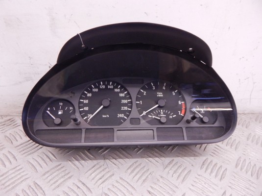 Щиток приборов (приборная панель) BMW 3-series (E46) 62 11 6 931 243