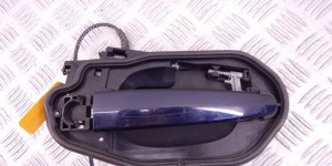 Скелет ручки наружной передней правой BMW X3-series (E83) 51 21 3 411 278