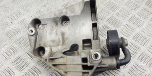 Кронштейн компрессора кондиционера BMW X5-series (E53) 64 55 7 786 708 Кронштейн компрессора кондиционера BMW X5-series (E53) 64 55 7 786 708