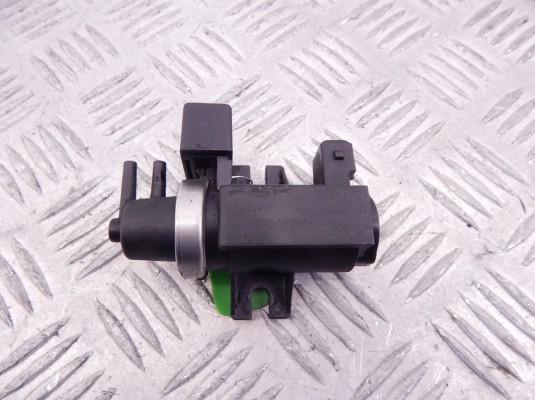 Преобразователь давления (соленоид наддува/EGR) BMW 5-series (E60/61) 11 74 2 247 906