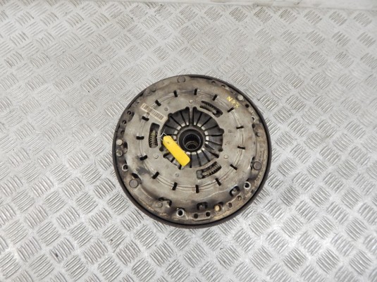 Маховик BMW 3-series (E90/91/92) Маховик BMW 3-series (E90/91/92)