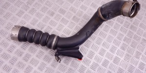 Патрубок интеркулера BMW X1-series (F48) 13 71 8 616 212