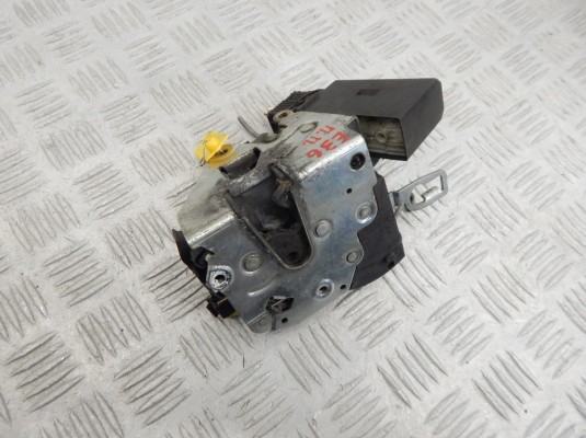 Замок двери передней правой BMW 3-series (E36) 51 21 8 169 046