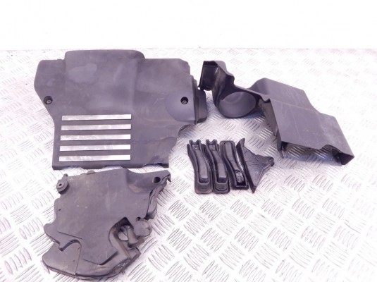 Декоративная крышка двигателя BMW 3-series (E46) 13 71 2 246 995