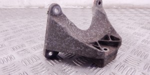 Кронштейн КПП BMW 5-series (E60/61) 22 31 6 761 107 Кронштейн КПП BMW 5-series (E60/61) 22 31 6 761 107