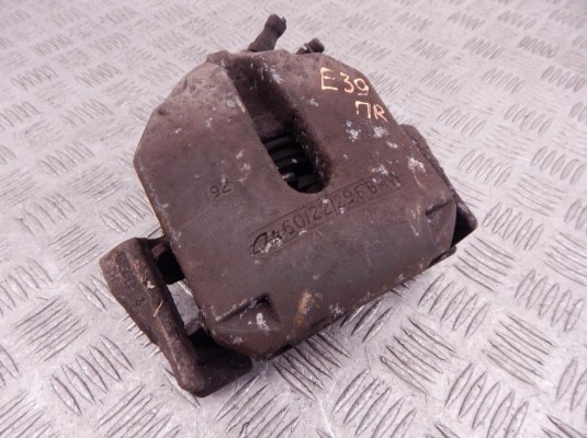 Суппорт передний правый BMW 5-series (E39) 34 11 1 163 386 Суппорт передний правый BMW 5-series (E39) 34 11 1 163 386