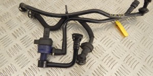 Патрубок вентиляции картера BMW 1-series (F20/21) 11 15 7 614 690