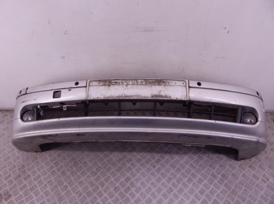 Бампер передний BMW 5-series (E39) 51 11 0 021 320